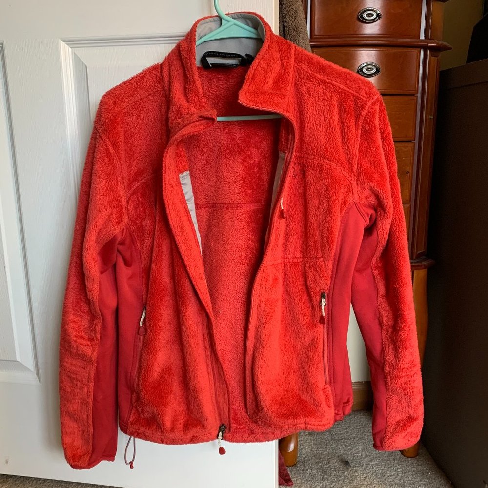 Red/pink Mountain Hardwear fleece zip jacket